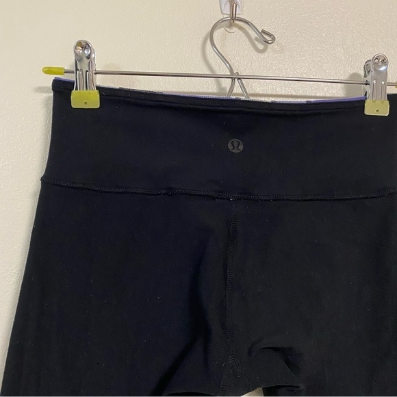 Lululemon Leggings Women’s Size 4 Black Reversible Wunder Under Capri Leggings - Picture 10 of 11